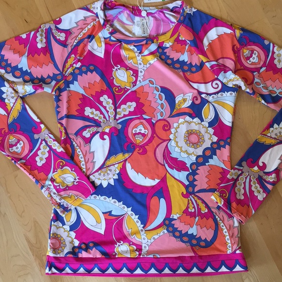 TRINA TURK | SEVILLA LONG SLEEVE SWIM TEE RASHGUARD - Picture 6 of 12